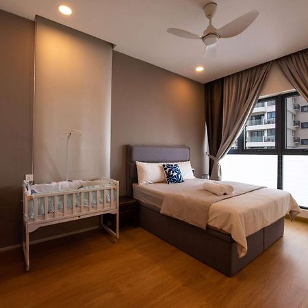 Comfy 3Br Apt In Danga Bay Free Parking Sea View Джохор-Бару Екстер'єр фото
