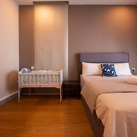 Comfy 3Br Apt In Danga Bay Free Parking Sea View Джохор-Бару Екстер'єр фото