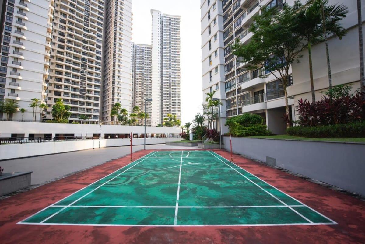 Comfy 3Br Apt In Danga Bay Free Parking Sea View Джохор-Бару Екстер'єр фото
