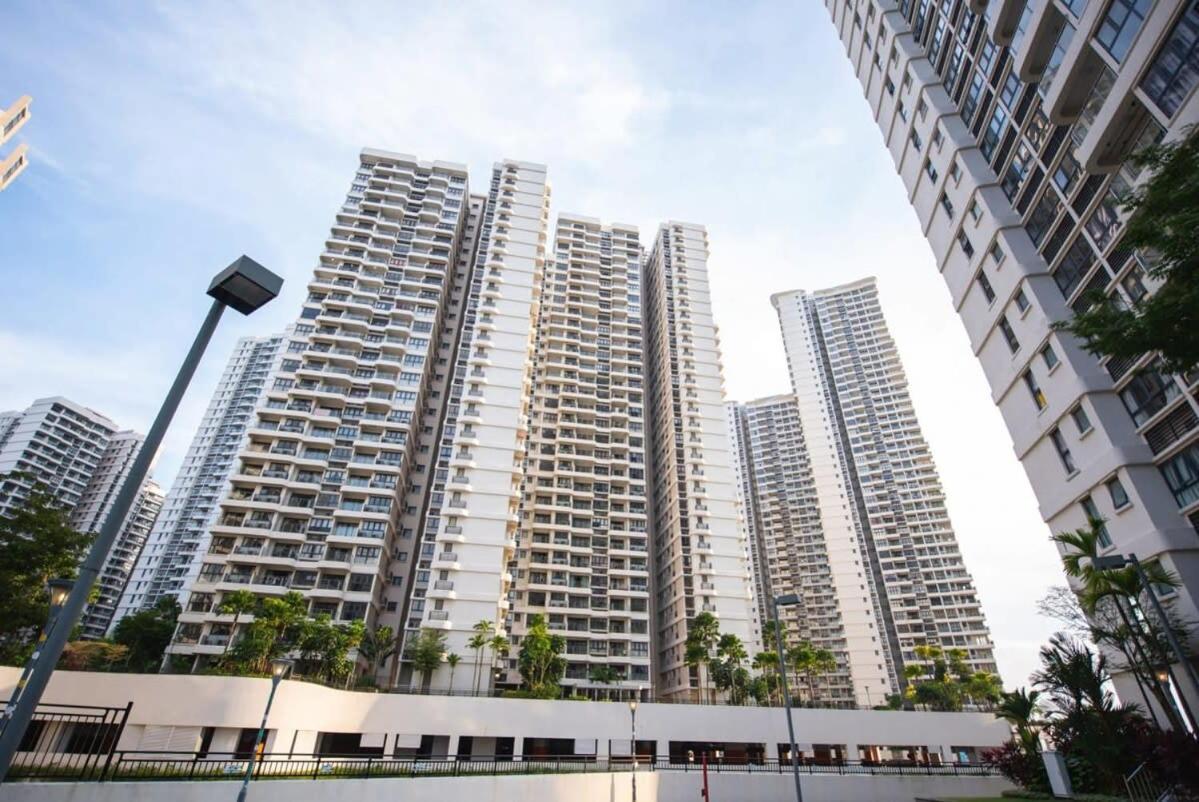 Comfy 3Br Apt In Danga Bay Free Parking Sea View Джохор-Бару Екстер'єр фото